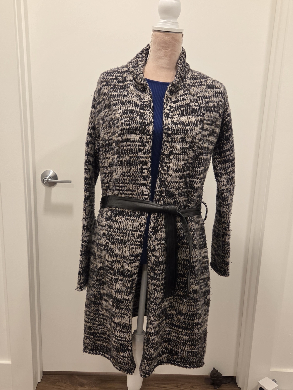 Banana Republic Black & Cream Marled Open-Front Cardigan Medium